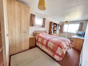 Bedroom- click for photo gallery